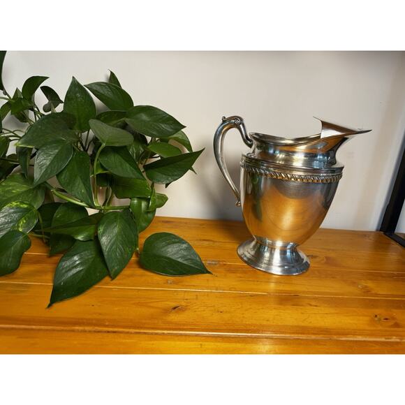 Vintage Silver-Plated Water Pitcher | Hotel Silver Style | Mid-Century Barware - Picture 3 of 7